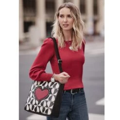 Look Of Love Shoulderbag -Brighton Shop look of love shoulderbag multi 3 183da3b0 2f28 42a3 9c8e 6e97e9d15413